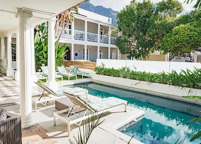 Three Boutique Hotel